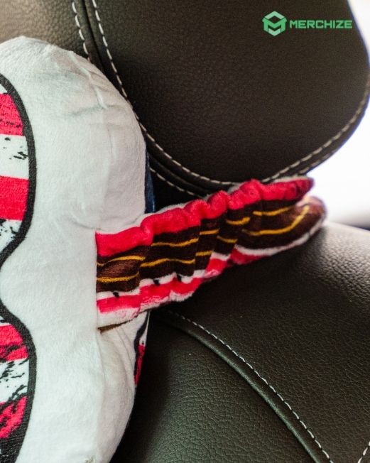 https://merchize.com/wp-content/uploads/2022/03/custom-car-neck-pillow-strap.jpg