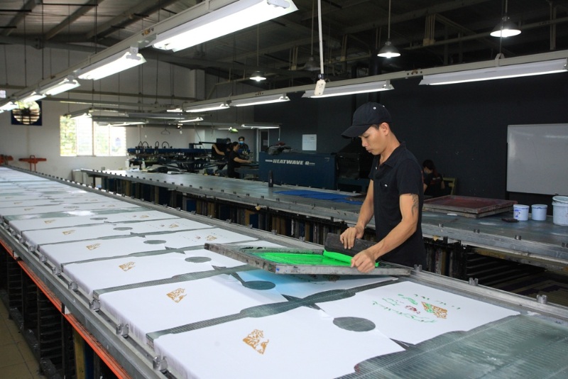 custom t-shirt bulk manufacturing