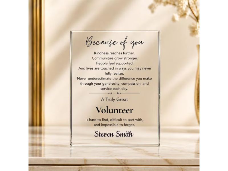 Trophies for volunteer